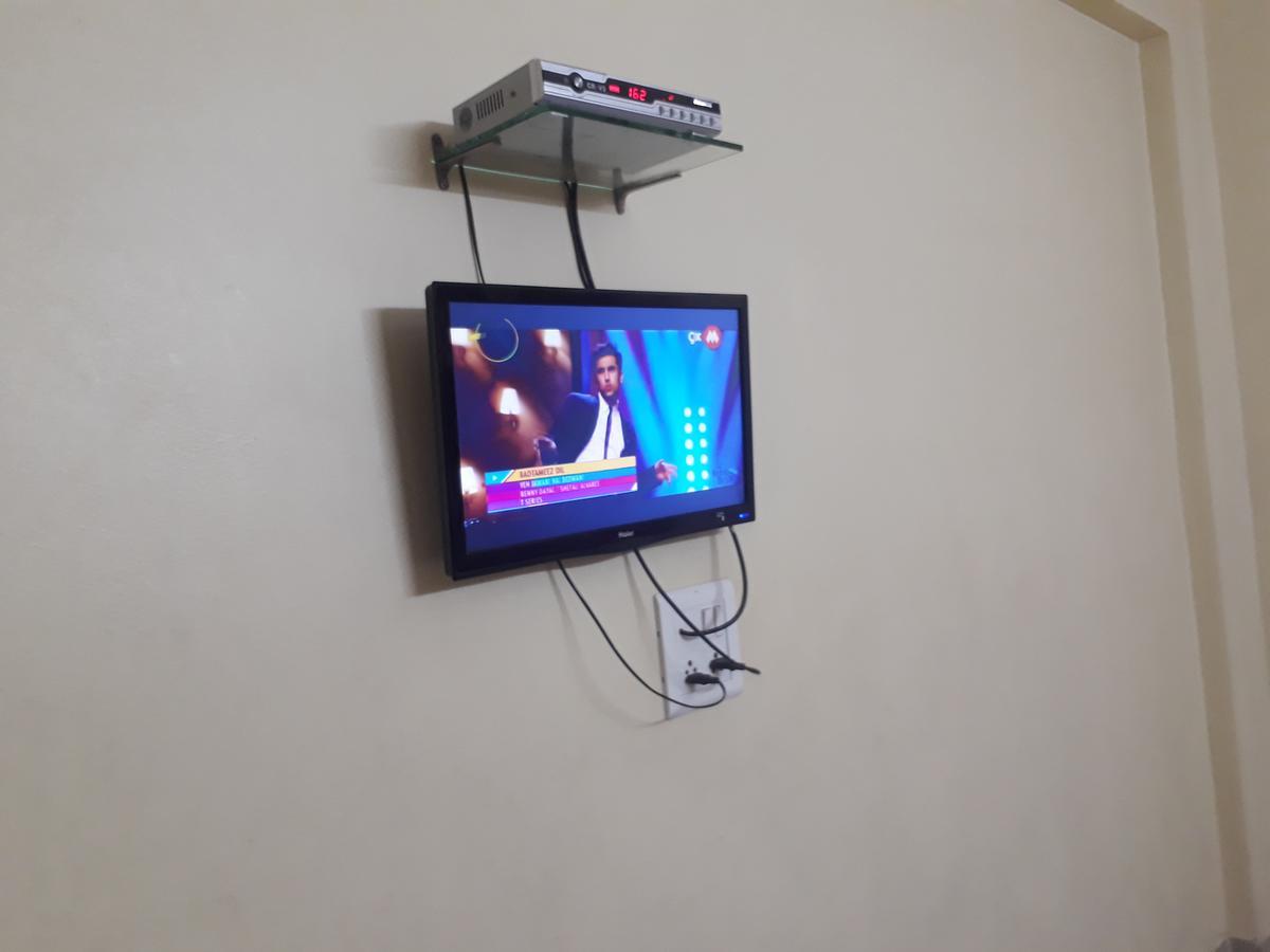 Hotel Gourav Palace Shirdi Exterior foto